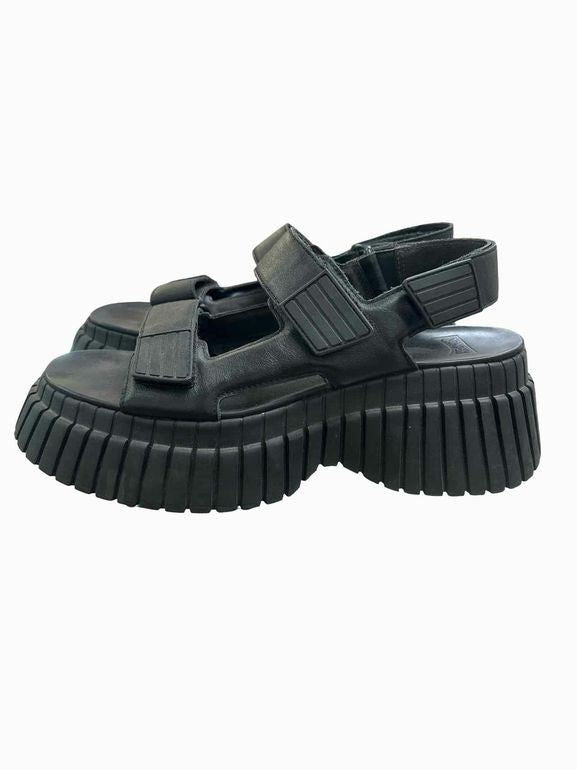 CAMPER BCN CHUNKY PLATFORM SANDAL SIZE: 40