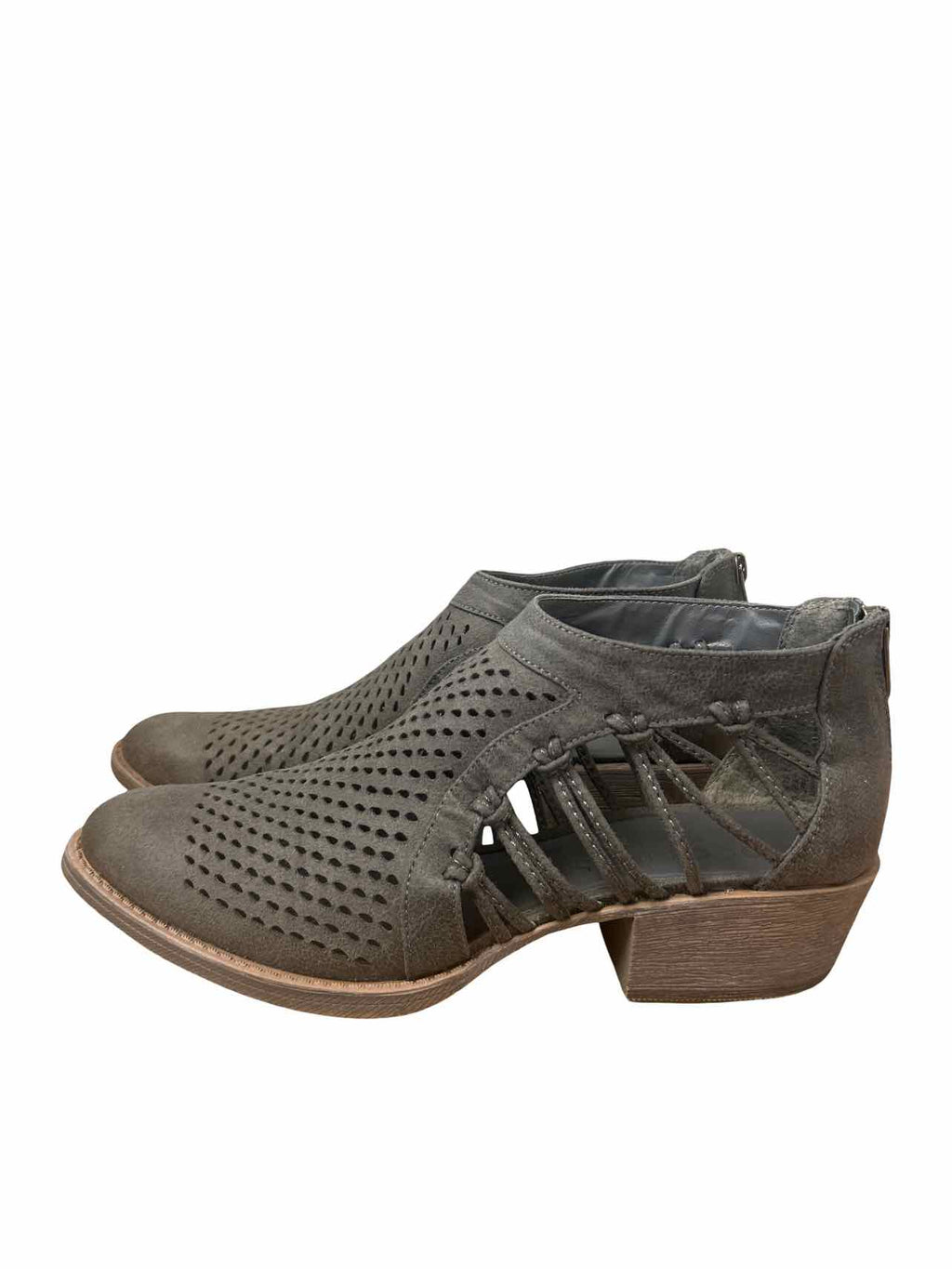 FREE PEOPLE  NEW W/BOX MATISSE COCONUTS LILAH LAZER CUT LOAFERS SIZE: 8.5