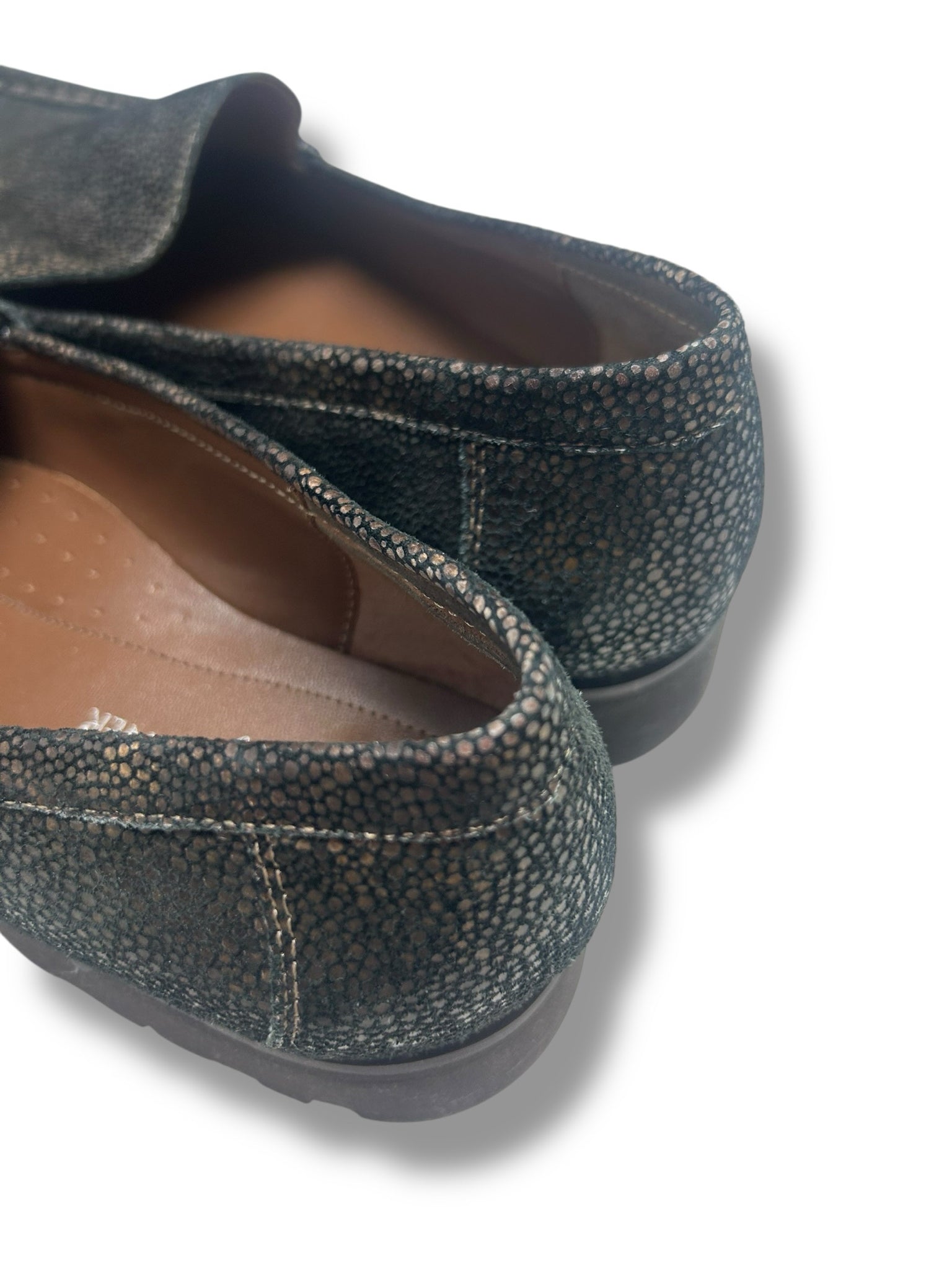 DONALD PLINER ELEN BLACK TEXTURED LUG LOAFERS SIZE 10