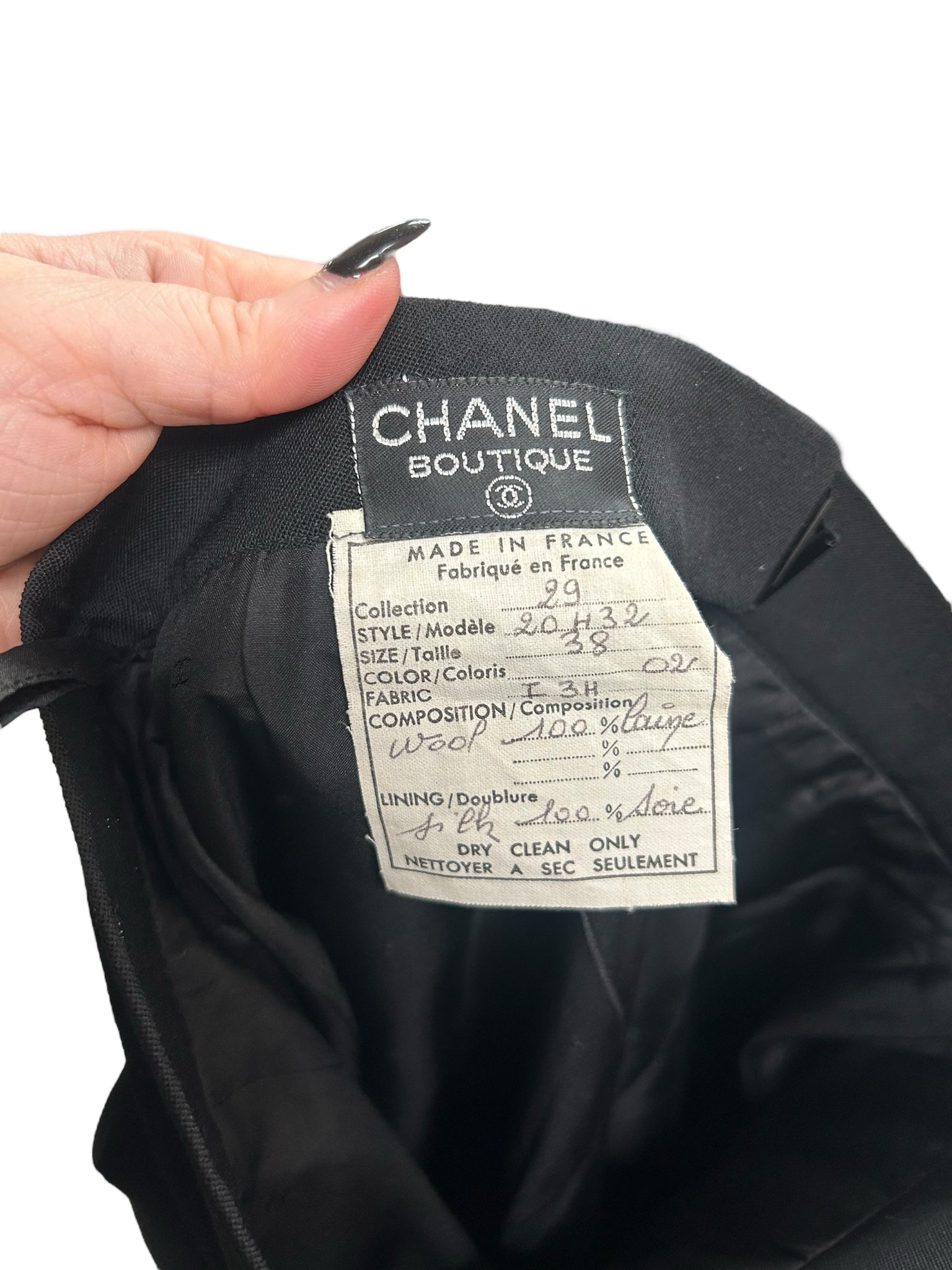 CHANEL BOUTIQUE VINTAGE SILK PENCIL SKIRT BLACK SIZE 38
