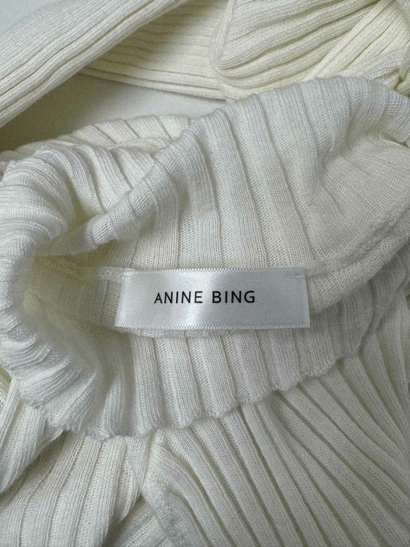 ANINE BING CLARE RIBBED COTTON IVORY TURTLENECK SIZE M