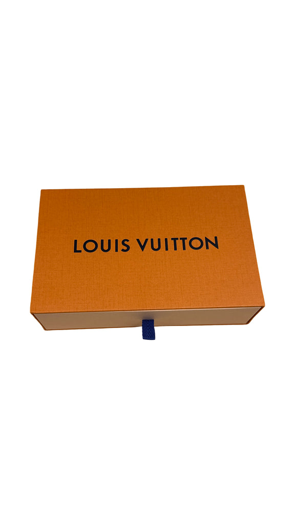 LOUIS VUITTON MONOGRAM EMPREINTE EASY POUCH ON STRAP IN TURTLEDOVE