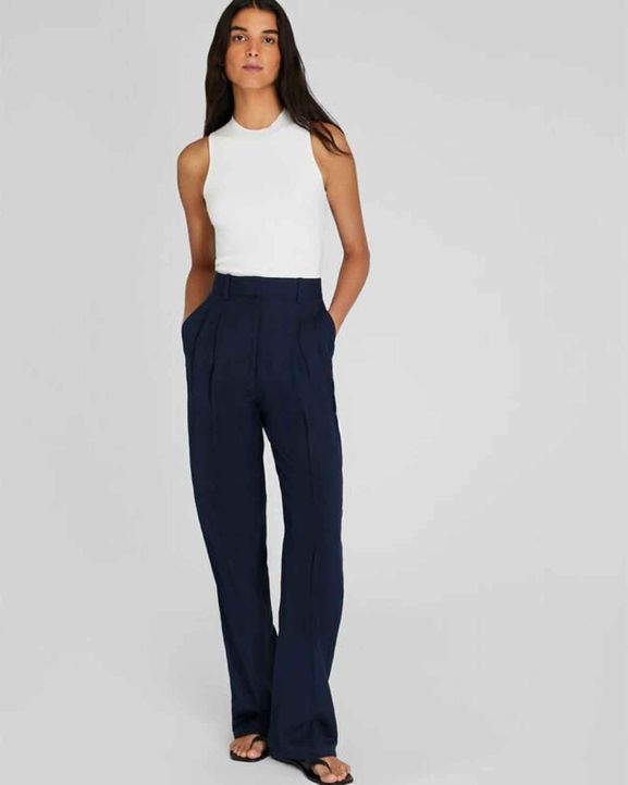 CLUB MONACO PLEATED TROUSER SIZE: 6