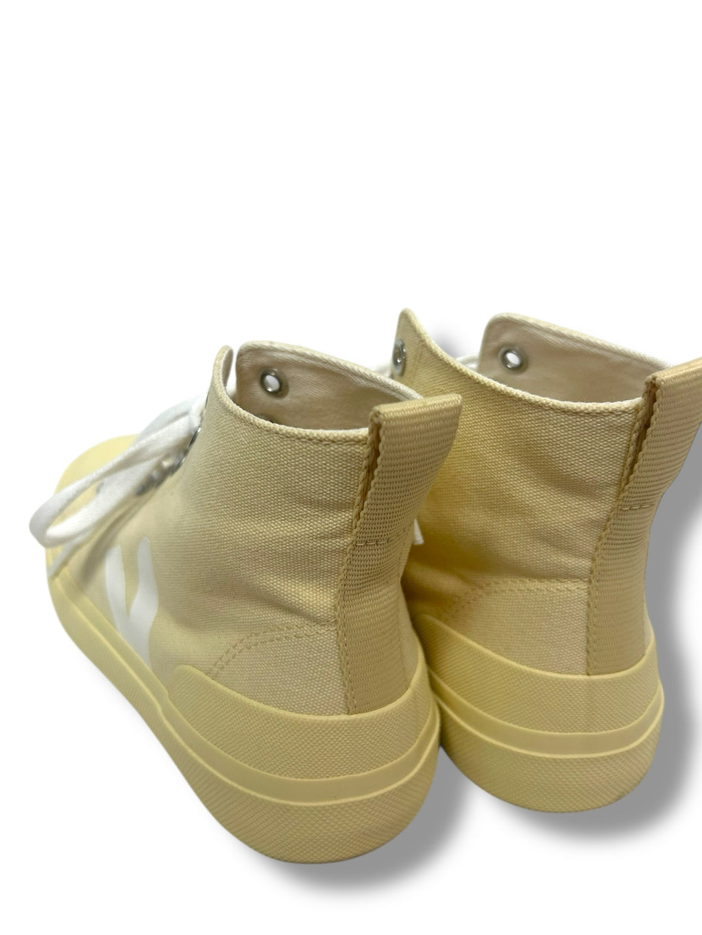 VEJA WATTA II CANVAS HIGH TOP BUTTER YELLOW SNEAKERS SIZE 7