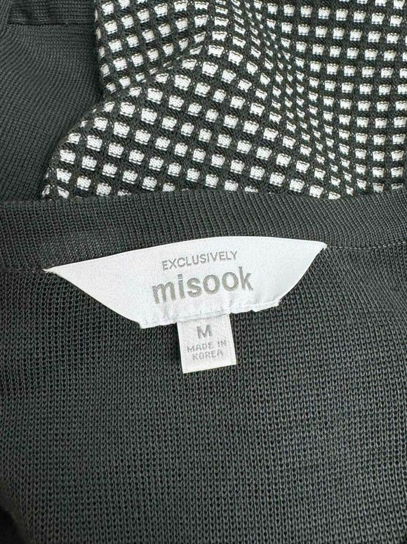 MISOOK FULL ZIP TEXTURED BLACK/WHITE KNIT JACKET SIZE M