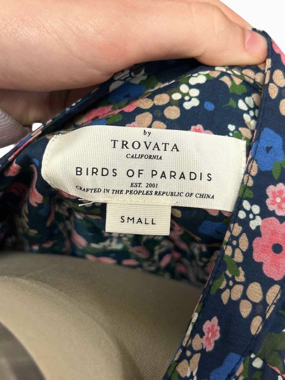 BIRDS OF PARADISE  LS SPLIT NECK TUNIC SIZE: S