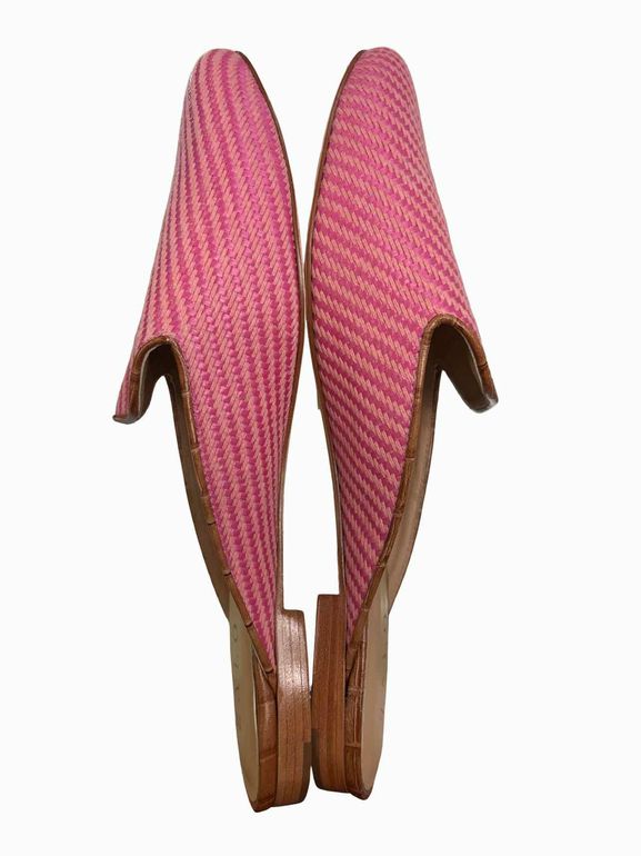 ZALO RAFFLE MULE IN FUSCHIA SIZE: 11