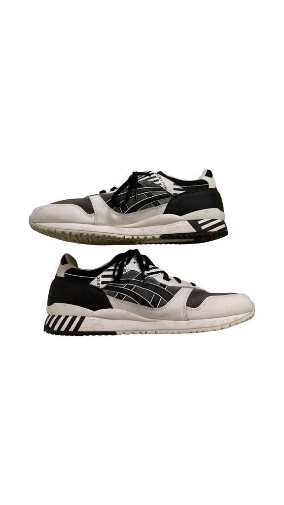 ASICS GEL LYTE III SNEAKER IN BLACK/WHITE SIZE 14