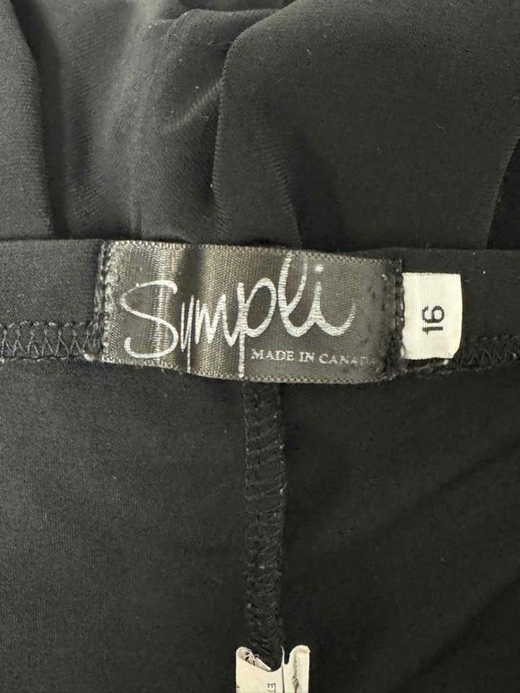 SYMPLI DIVA BUTTON BLACK LEGGING SIZE 16