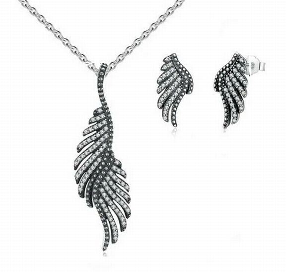 PANDORA MAJESTIC FEATHER STERLING SILVER 925 EARRING & NECKLACE SET