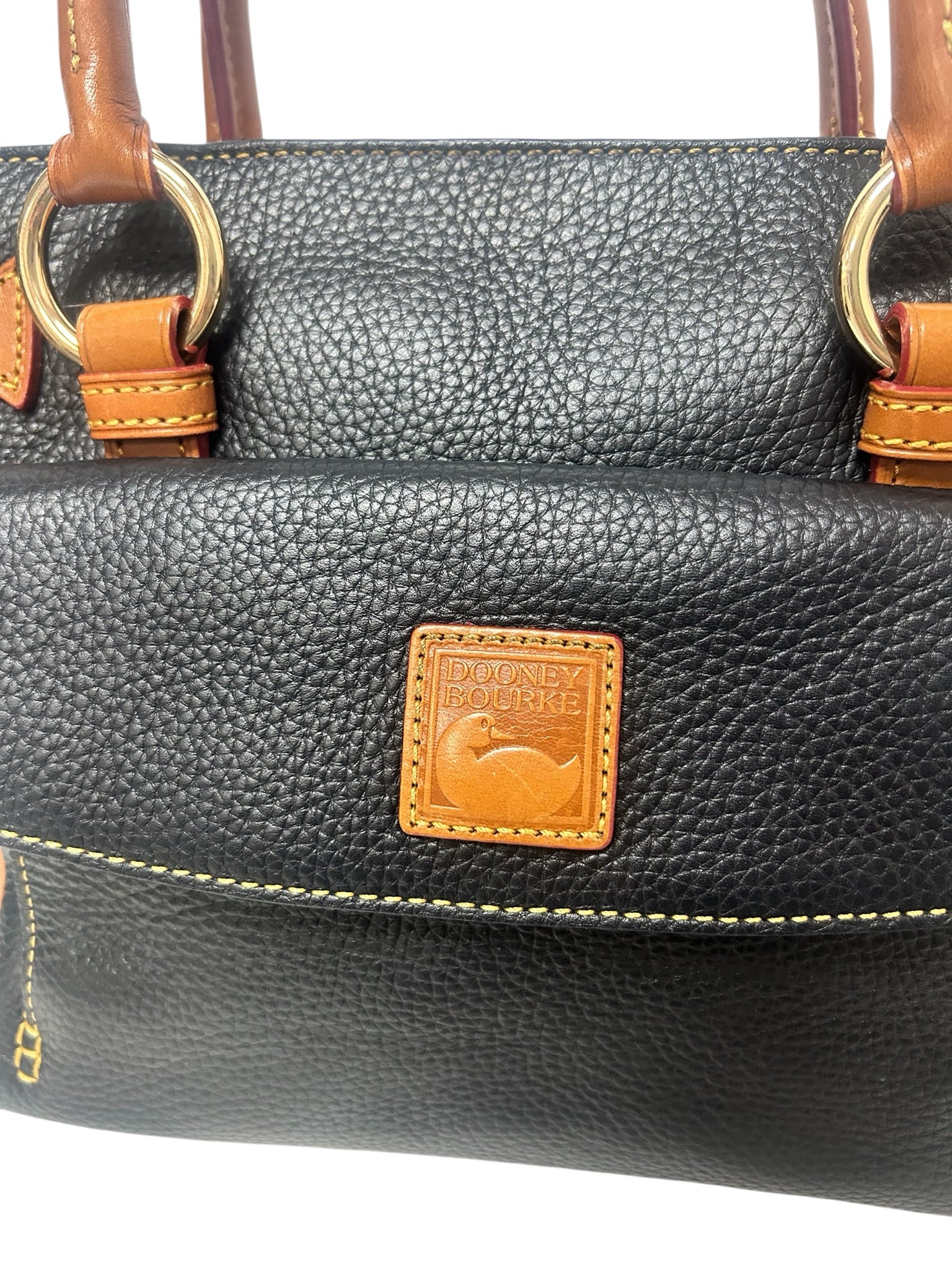 DOONEY AND BOURKE PEBBLE GRAIN BROWN BLACK MEDIUM SATCHEL