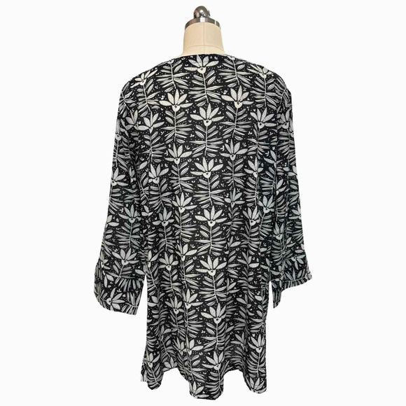 BLUETHREADS BOUTIQUE AURORA BLACK/WHITE TUNIC SIZE XL