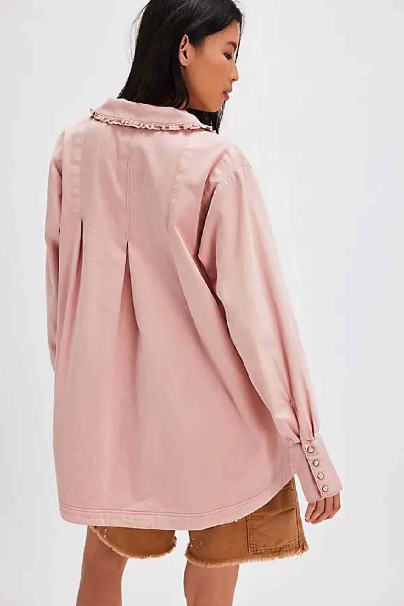 FREE PEOPLE SNAP RUFFLE COLLAR CHARLIE DENIM TOP SIZE: M