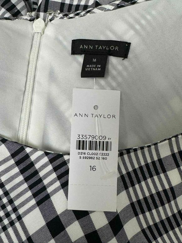 ANN TAYLOR NWT! PLAID MIDI BLACK/WHITE DRESS SIZE 16