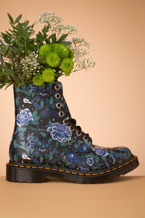 NWOB DR MARTENS PASCAL MYSTIC FLORAL LACE UP BOOT SIZE 38