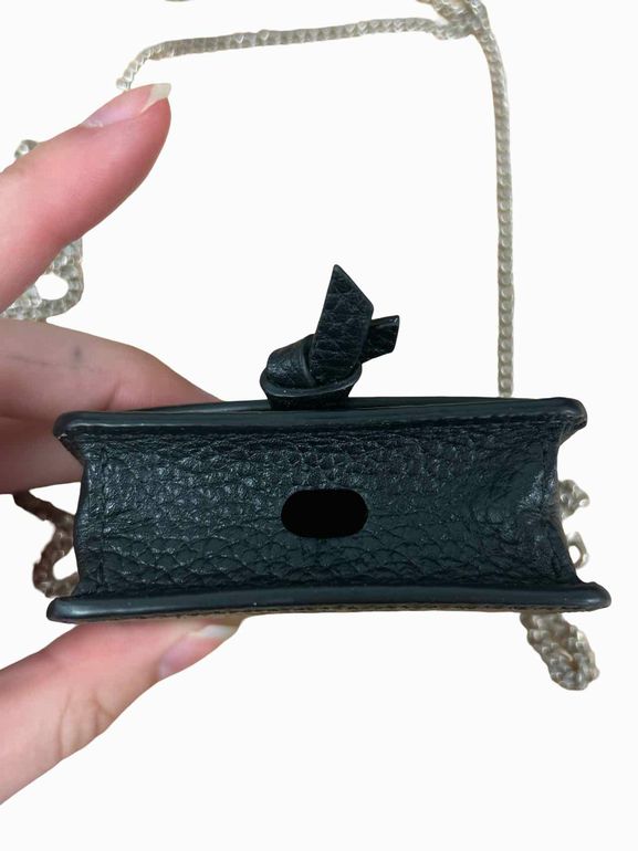 KATE SPADE KNOTT LEATHER AIRPOD PRO CASE