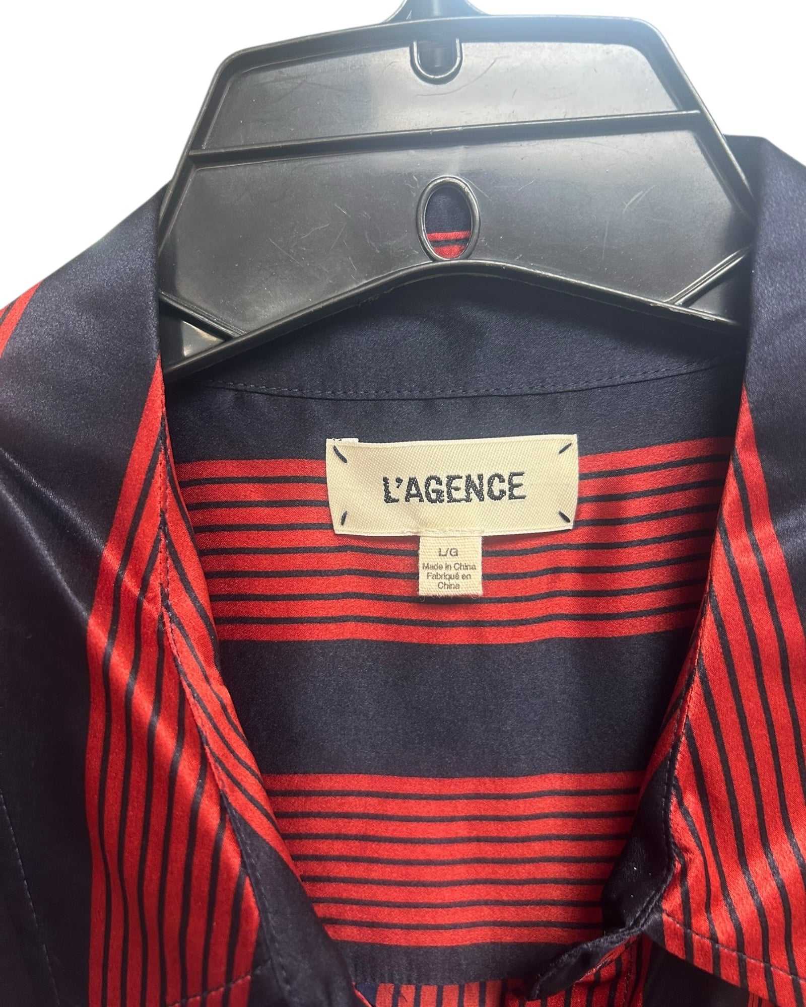 L'AGENCE TAYLOR SILK LONG SLEEVE RED BLUE STRIPED BUTTON DOWN BLOUSE SIZE LARGE