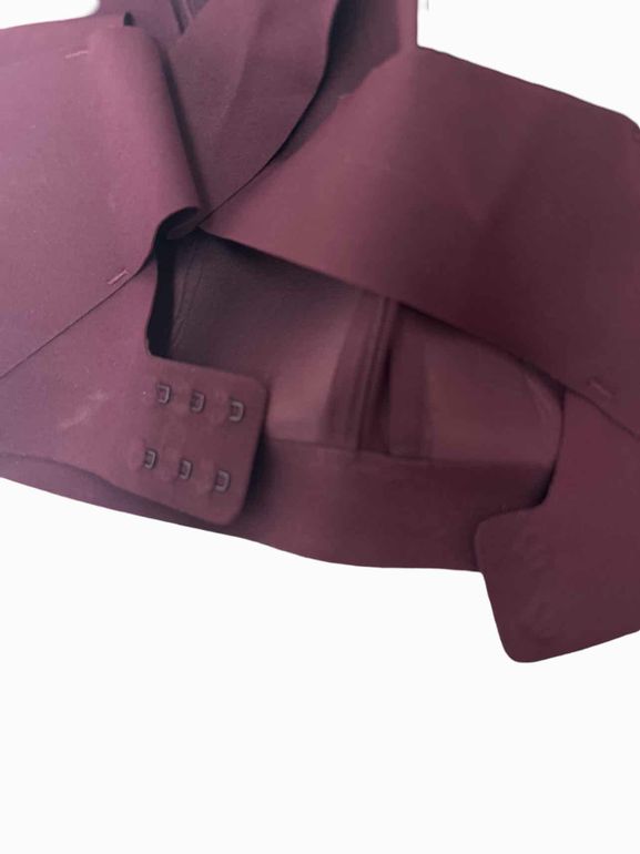 LULULEMON ENLITE BRA WEAVE IN GARNET SIZE: 34E