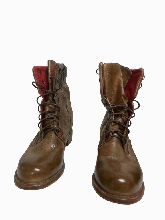 BED STU RUSTIC ANNE LACE UP BOOT SIZE: 10