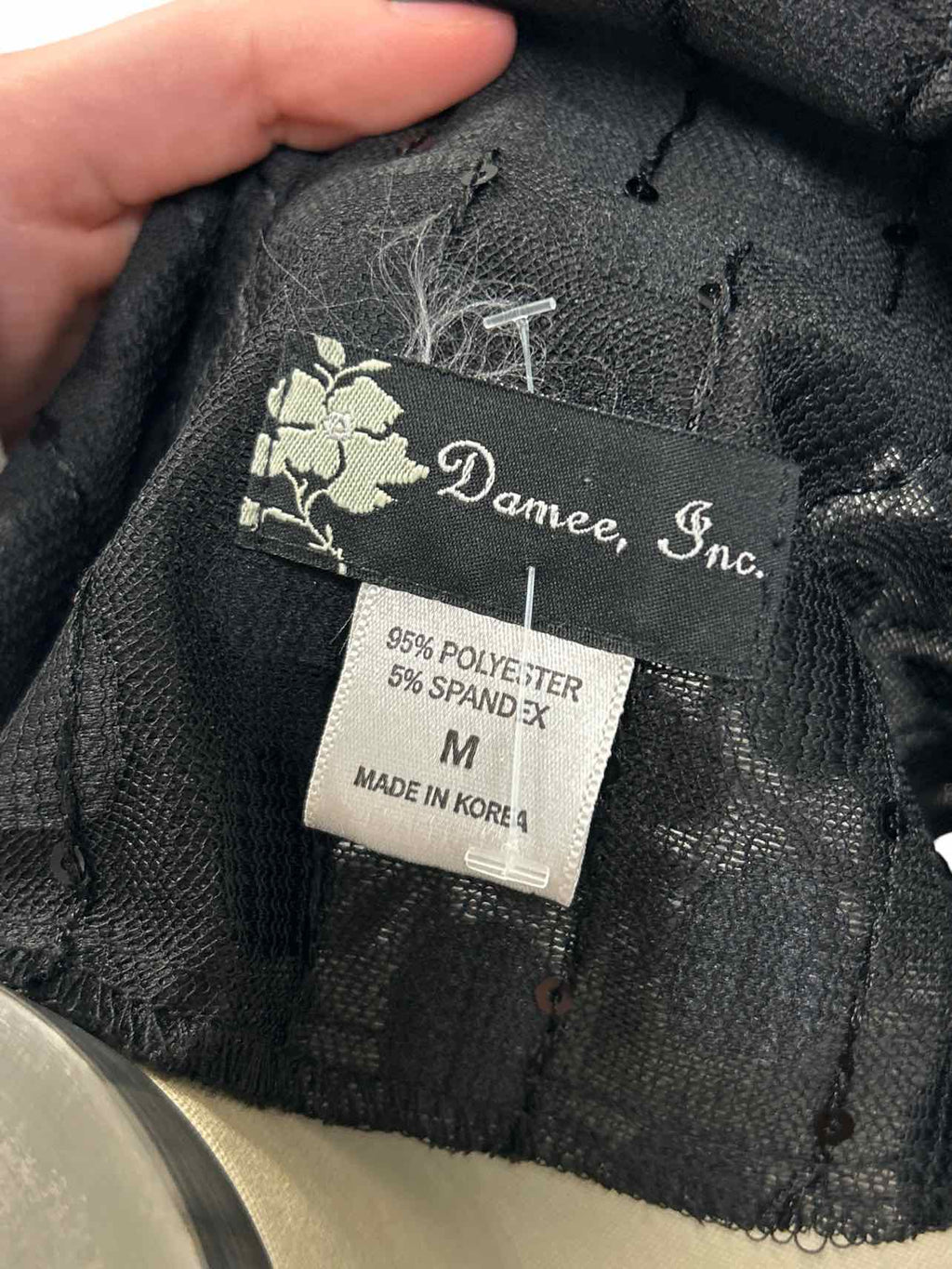 DAMEE INC. S LAGENLOOK ART TO WEAR WIRED COLLAR TOPPER SIZE: M