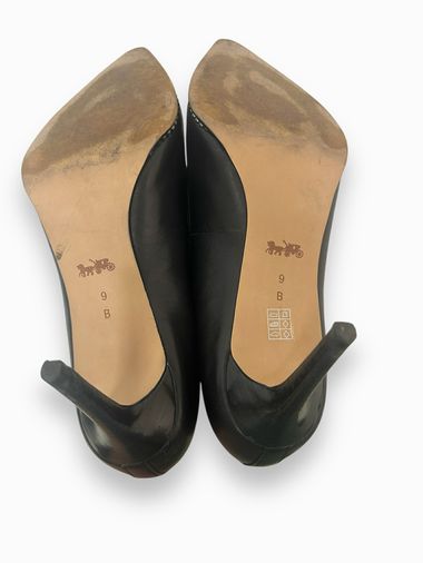 COACH SAMANTHA PUMP SIZE: 9