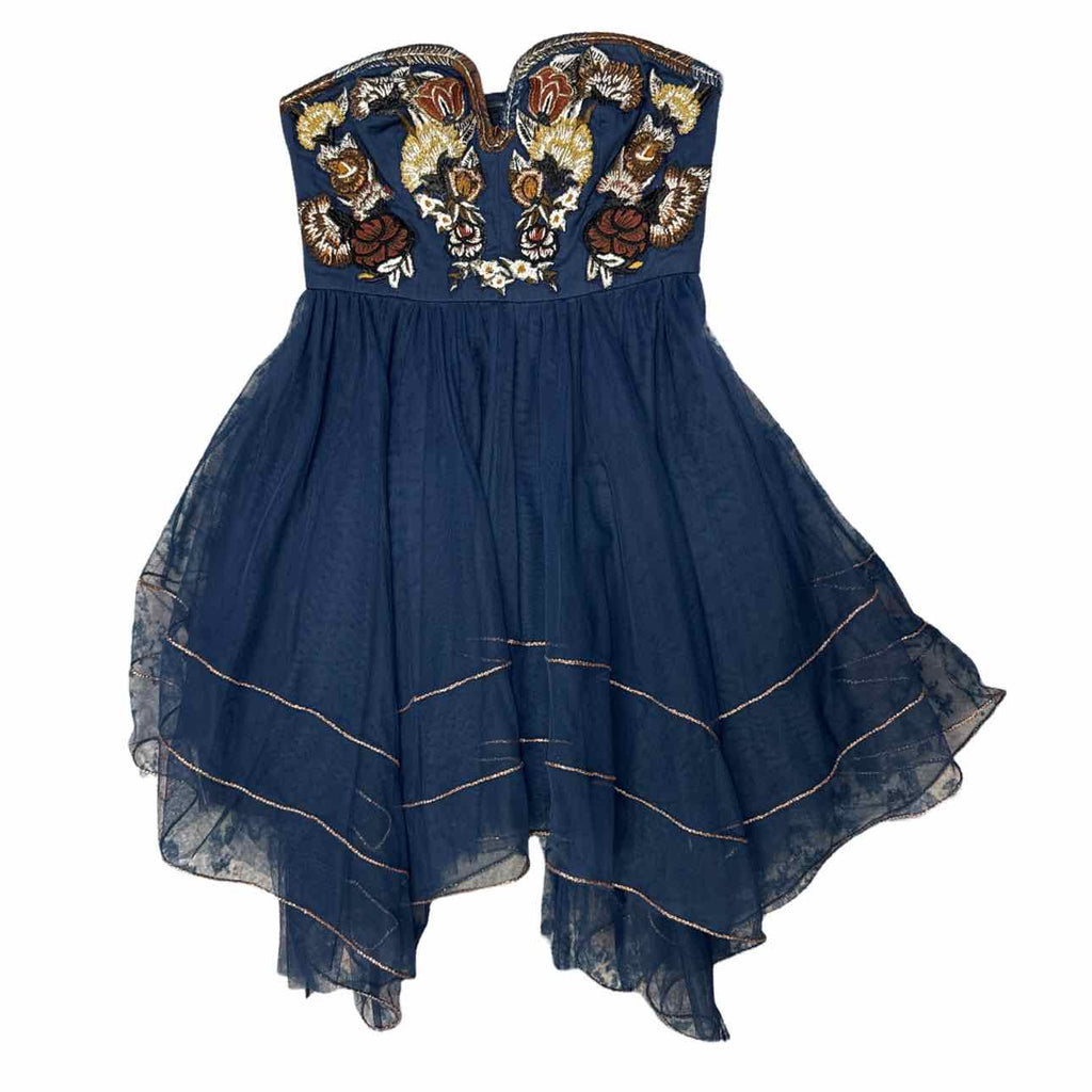 FREE PEOPLE NWT! FESTIVAL EMBROIDERED TUTU MINI NAVY DRESS SIZE 2