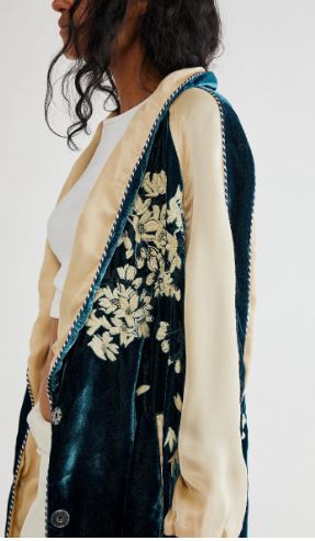 FREE PEOPLE SUNDOWN VELVET EMBROIDERED TEAL DUSTER KIMONO SIZE XS - WEARHOUSE  CONSIGNMENT