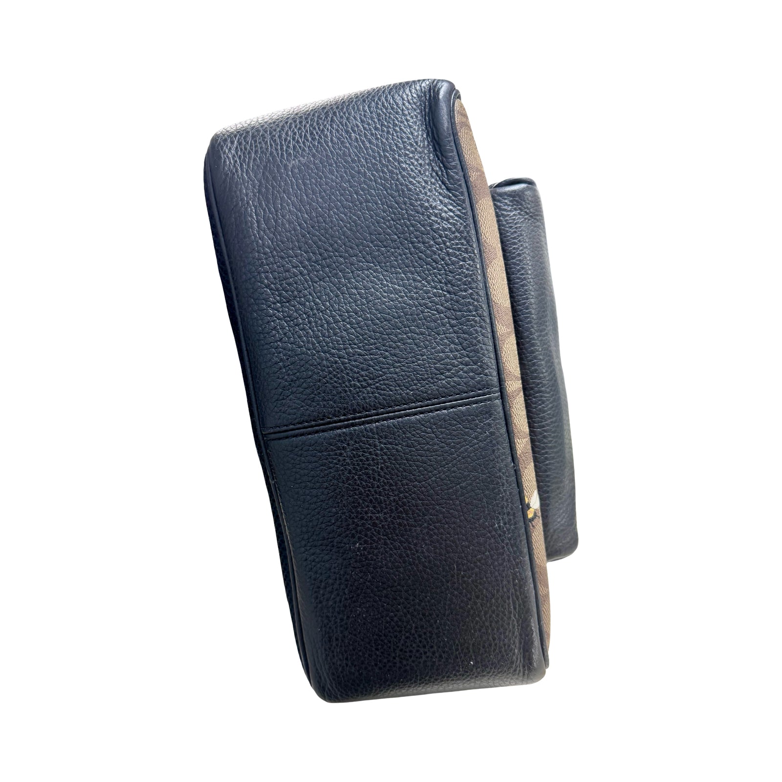 COACH COURT BACKPACK BEE PRINT C8592 - WEARHOUSE  CONSIGNMENT