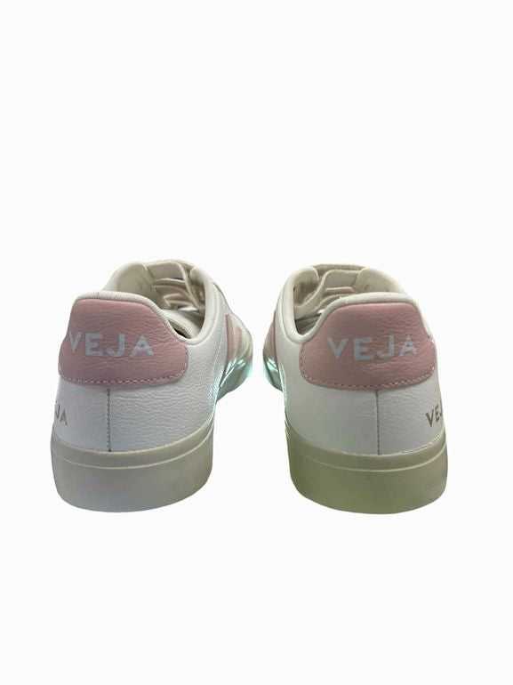 VEJA NWOB EXTRA WHITE PLATINE RECIFE LOGO SNEAKER SIZE: 7