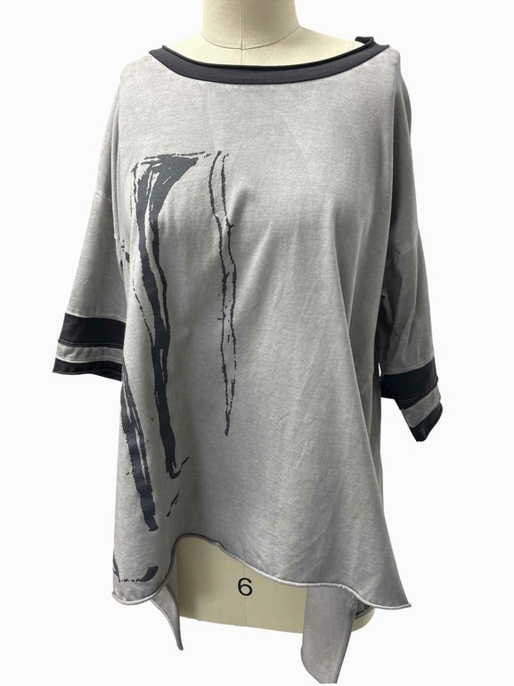 LUUKAA SS PRINT TUNIC ASYMMETRICAL HEM SIZE: S