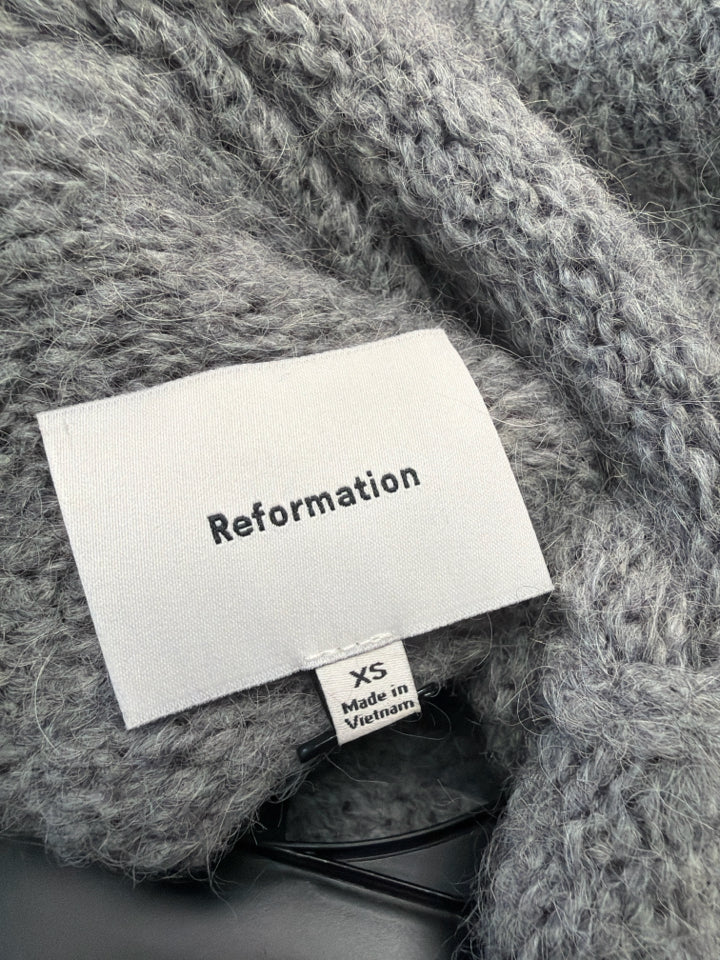 REFORMATION GROVE ALPACA TURTLENECK IN THUNDER SIZE XS