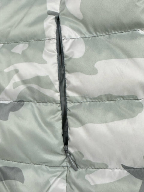 MY ANORAK NOTCH COLLAR SHORT SLEEVE PEWTER CAMO DOWN JACKET MEDIUM