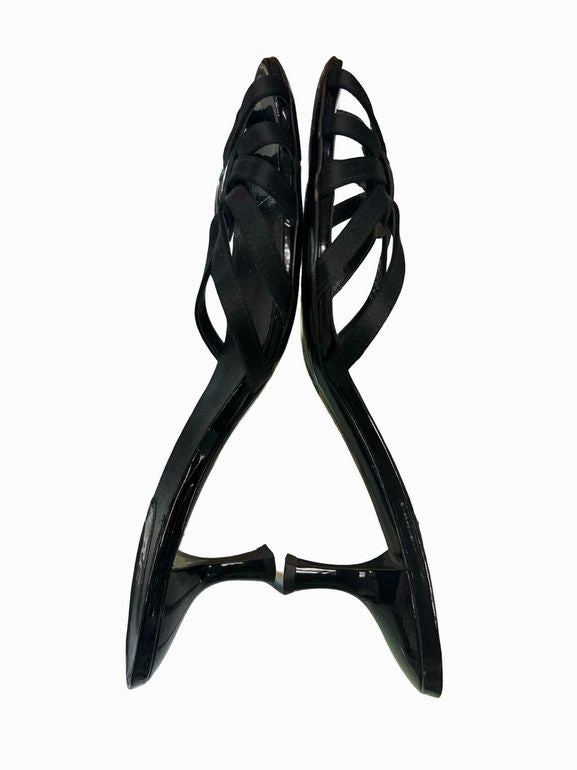 FERRAGAMO STRAPPY PATENT KITTEN HEEL SLIDE SIZE: 9.5