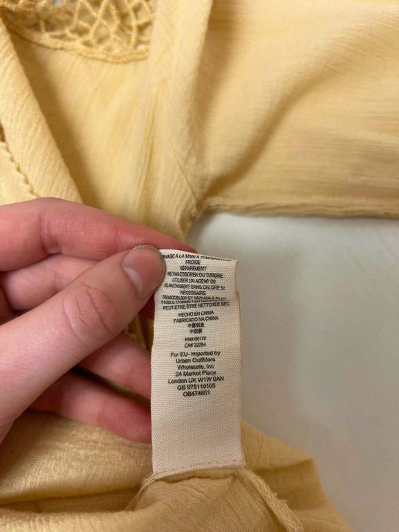 FREE PEOPLE ON THE ISLAND CROCHET BLOUSE SIZE: XS