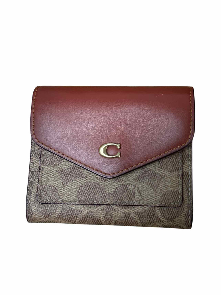 COACH SIGNATURE SMALL FLAP WALLET IN BROWN
