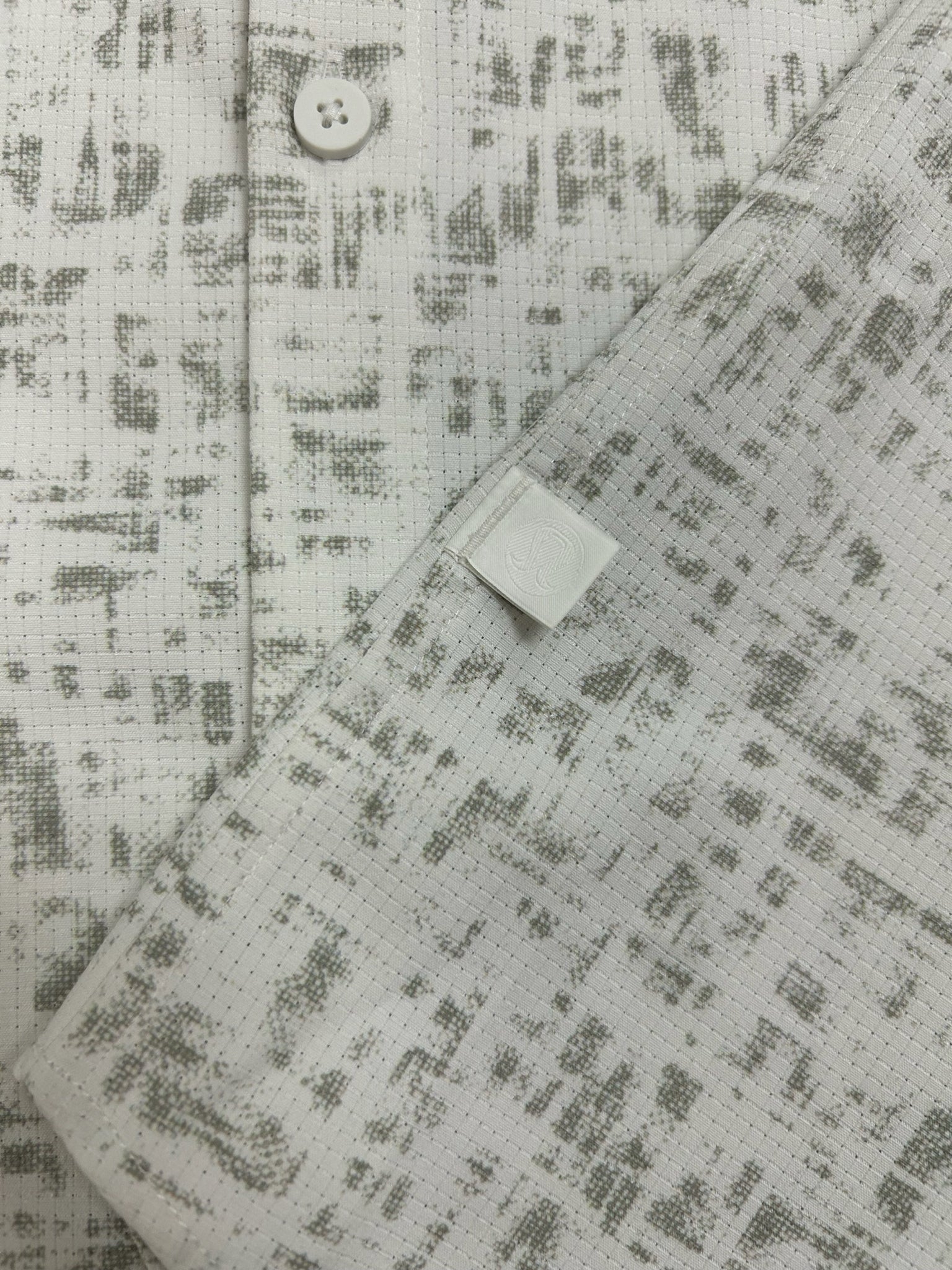 LULULEMON MEN'S AIRING EASY SHIRT CREAM GREEN PRINT SIZE MEDIUM