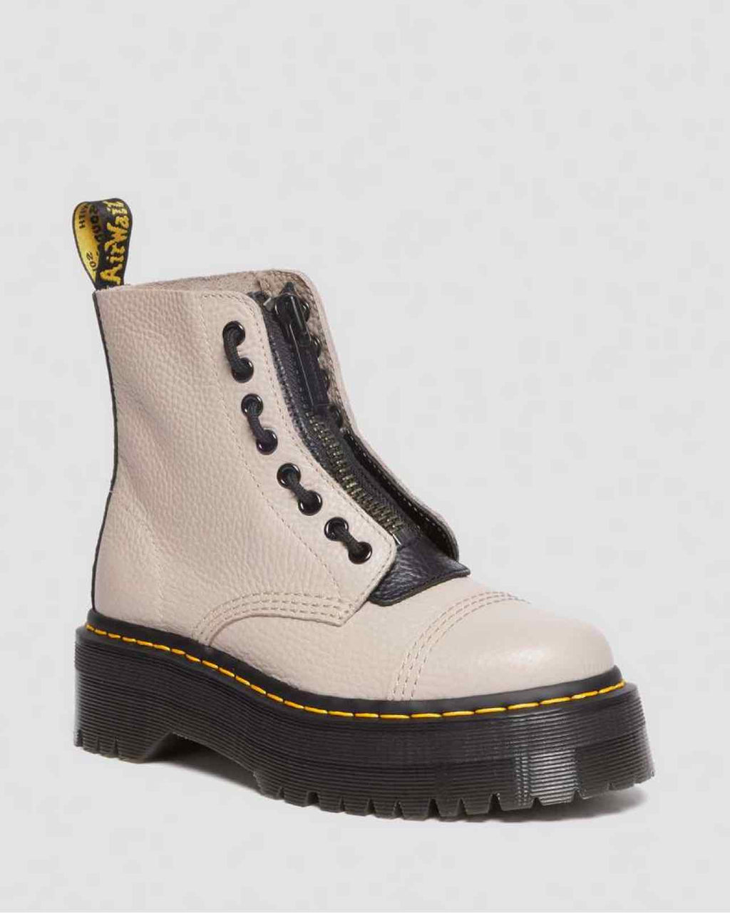 DR MARTENS PLATFORM SINCLAIR BOOTS SIZE: 8