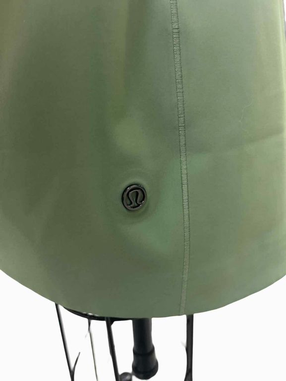 LULULEMON  GLYDE ALONG SOFTSHELL JACKET IN GREEN TWILL SIZE: 12