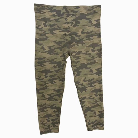 SPANX CAMO LEGGINGS SIZE XL