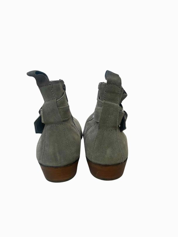 TOPMAN MEN'S SUEDE BUCKLE SAGE ANKLE BOOT SIZE 11-12YRS