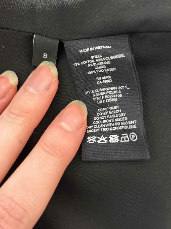 THEORY CLASSIC SHRUNKEN PATCH POCKET COTTON BLEND BLAZER SIZE: 8