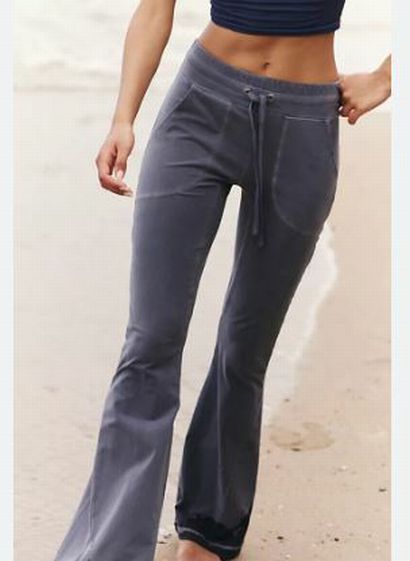 FREE PEOPLE MOVEMENT NEW! NEW FLOW FLARE PANT VINTAGE INDIGO SIZE: M