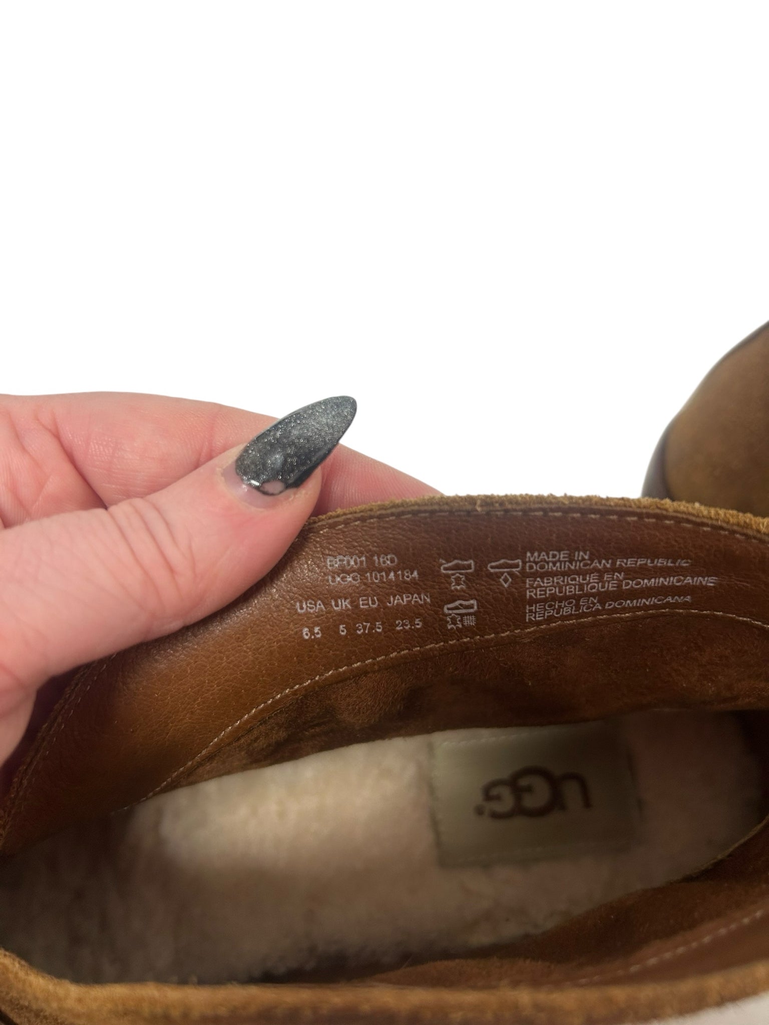 UGG WRIGHT BELTED SUEDE BOOTIE TAN STACKED SIZE 6.5