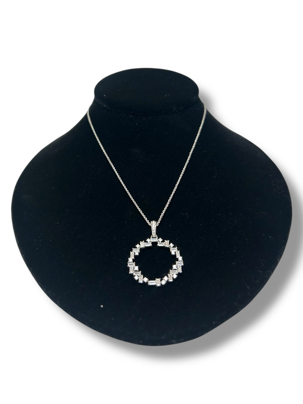 PANDORA SPARKLING ICE CUBE CIRCLE PENDANT SILVER