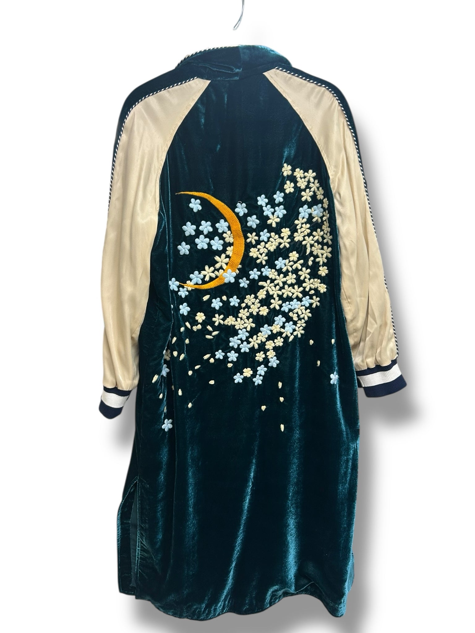 FREE PEOPLE SUNDOWN VELVET EMBROIDERED TEAL DUSTER KIMONO SIZE XS - WEARHOUSE  CONSIGNMENT