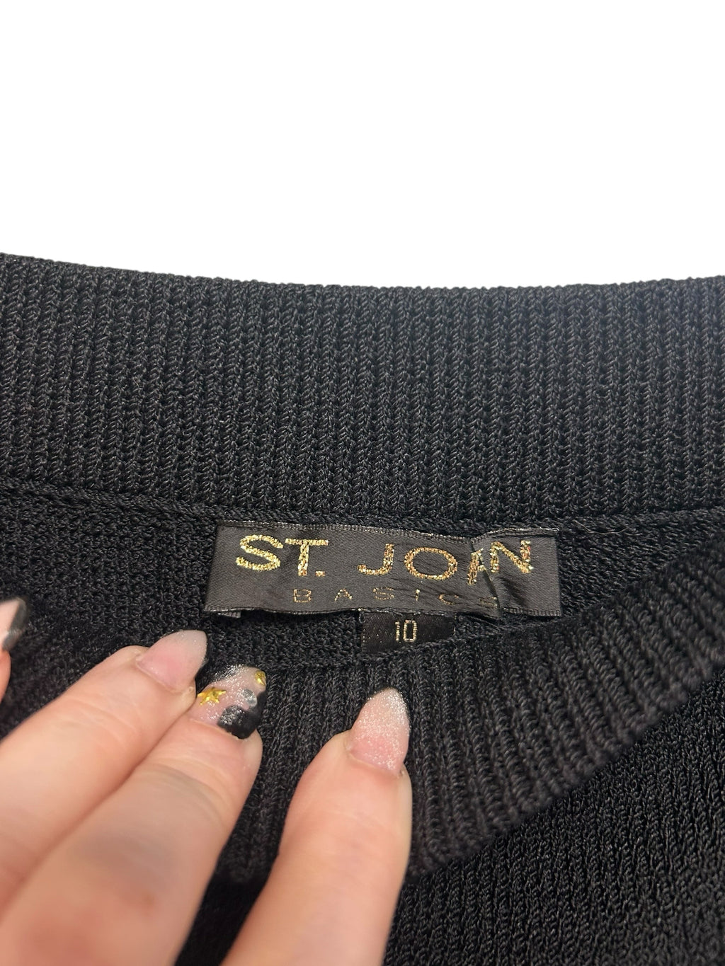 ST. JOHN SANTANA KNIT BLACK PULL ON SKIRT SIZE 10 - WEARHOUSE  CONSIGNMENT
