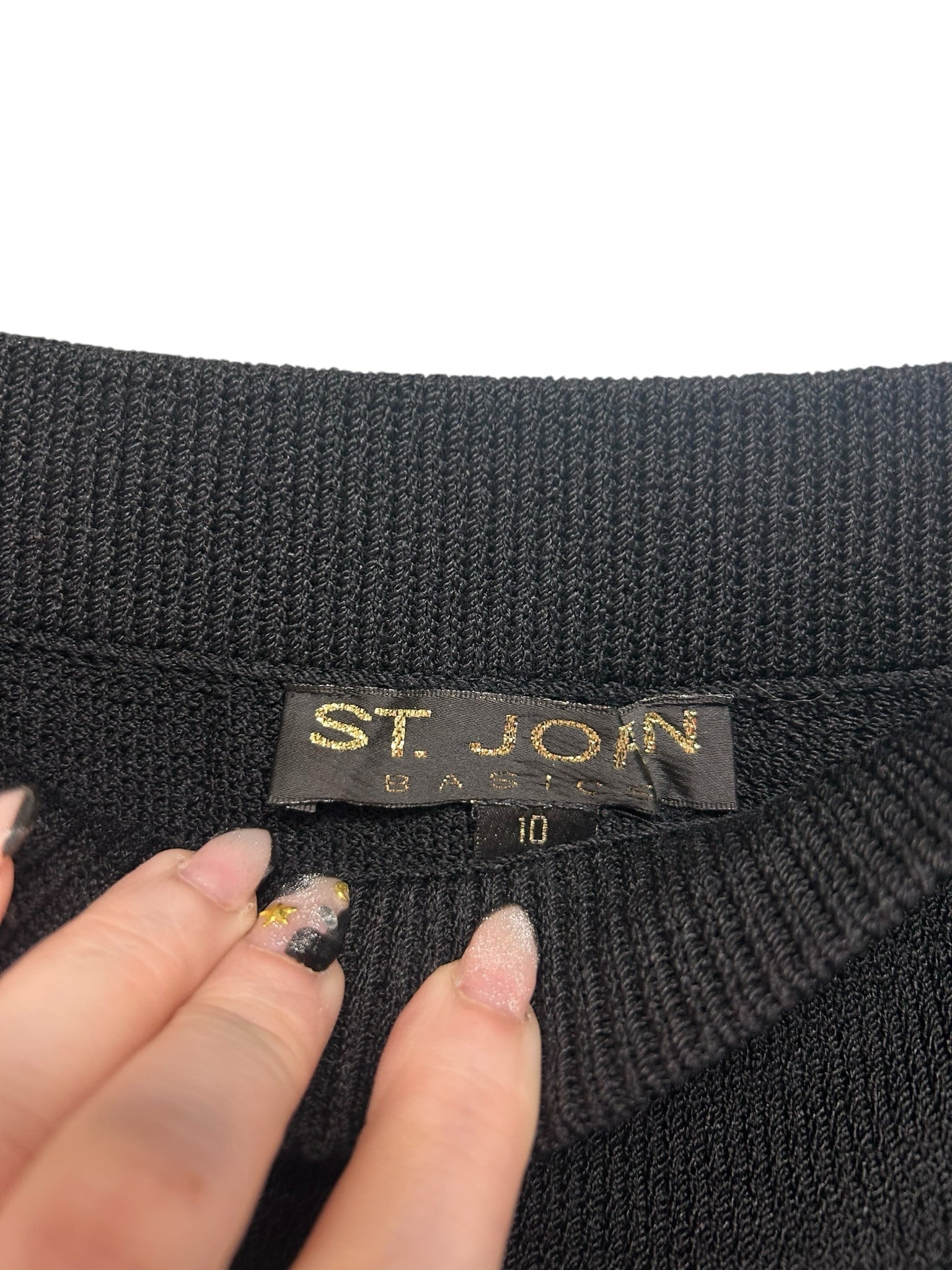 ST. JOHN SANTANA KNIT BLACK PULL ON SKIRT SIZE 10 - WEARHOUSE  CONSIGNMENT