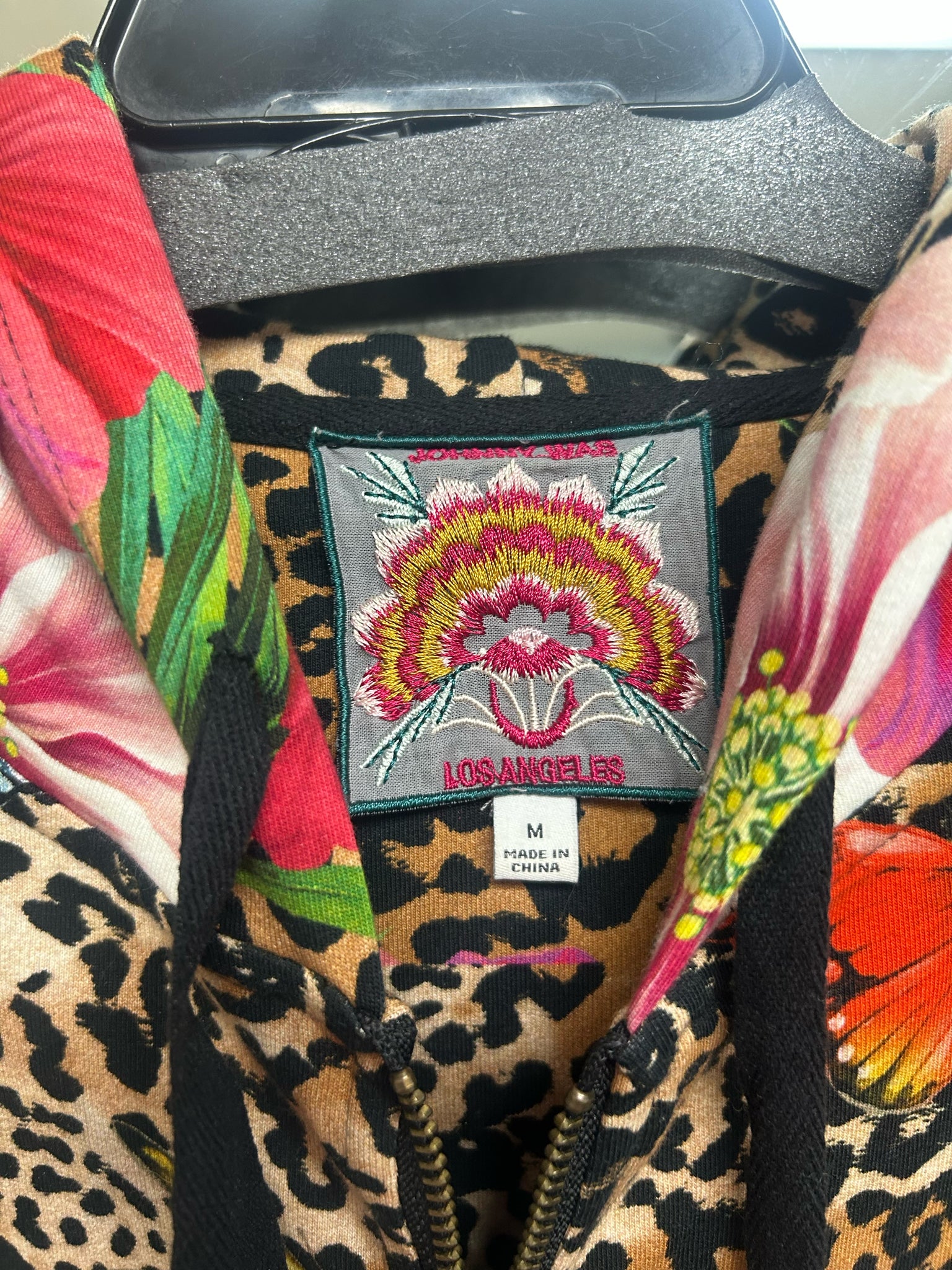 JOHNNY WAS SANDRA FLORAL LEOPARD ZIP UP HOODIE SIZE MEDIUM - WEARHOUSE  CONSIGNMENT