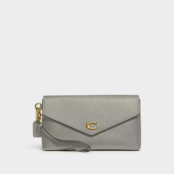 COACH NWT! WYN CLUTCH IN DOVE GREY
