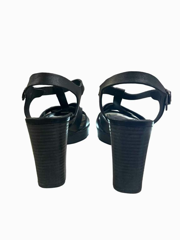 PAUL GREEN  RAVEN PLATFORM SANDAL SIZE: 9